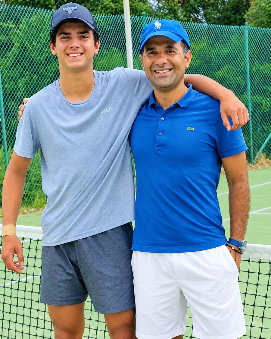 Hadi Darvishomrani, founder and head coach, on court